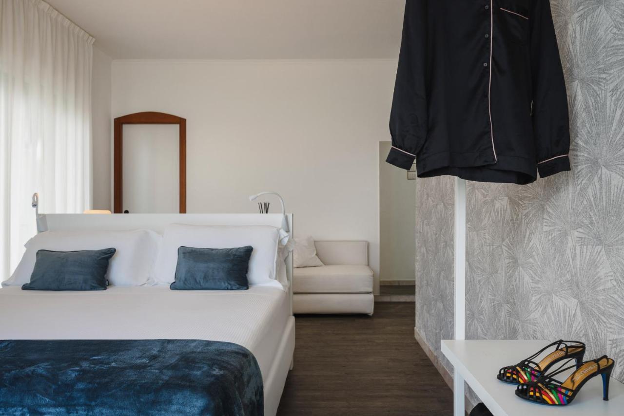 Hotel Venus Gabicce Mare Eksteriør bilde