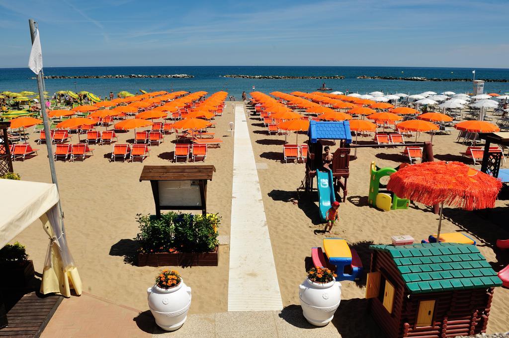 Hotel Venus Gabicce Mare Eksteriør bilde