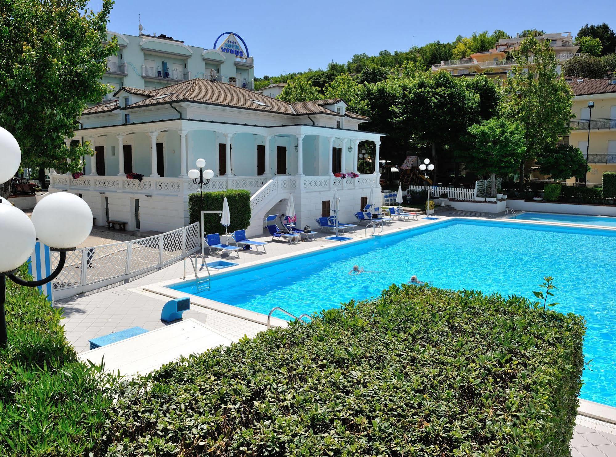 Hotel Venus Gabicce Mare Eksteriør bilde