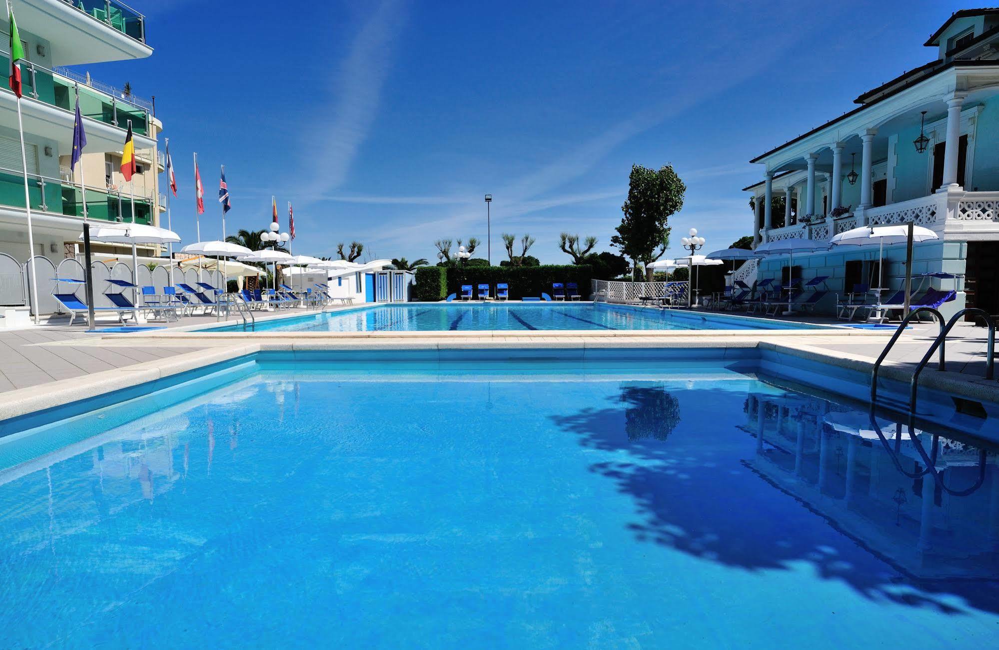 Hotel Venus Gabicce Mare Eksteriør bilde